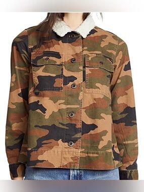 Madewell Northward Cropped Army Jacket in Cottontail Camo Sherpa Edition